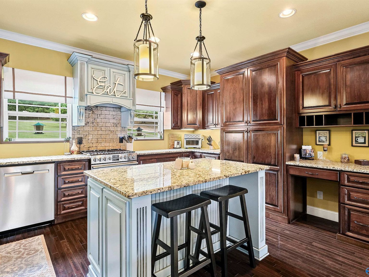 1061 County Road 622 Valley Head, AL 35989 | Single Family