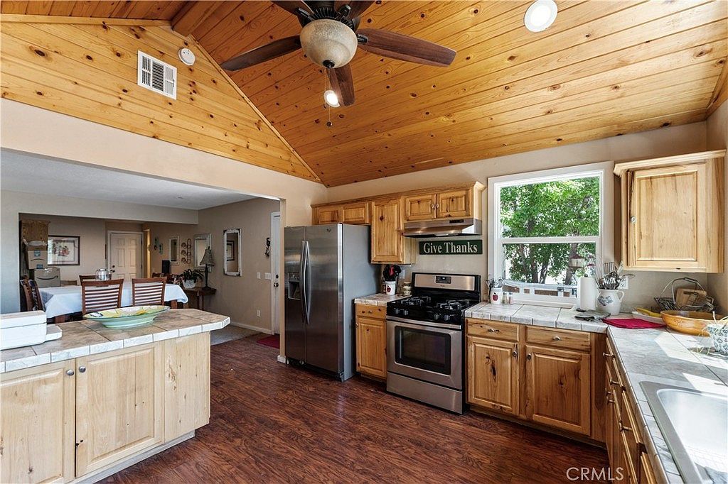 40177 Lakeview Dr Big Bear Lake, CA 92315 | Single Family