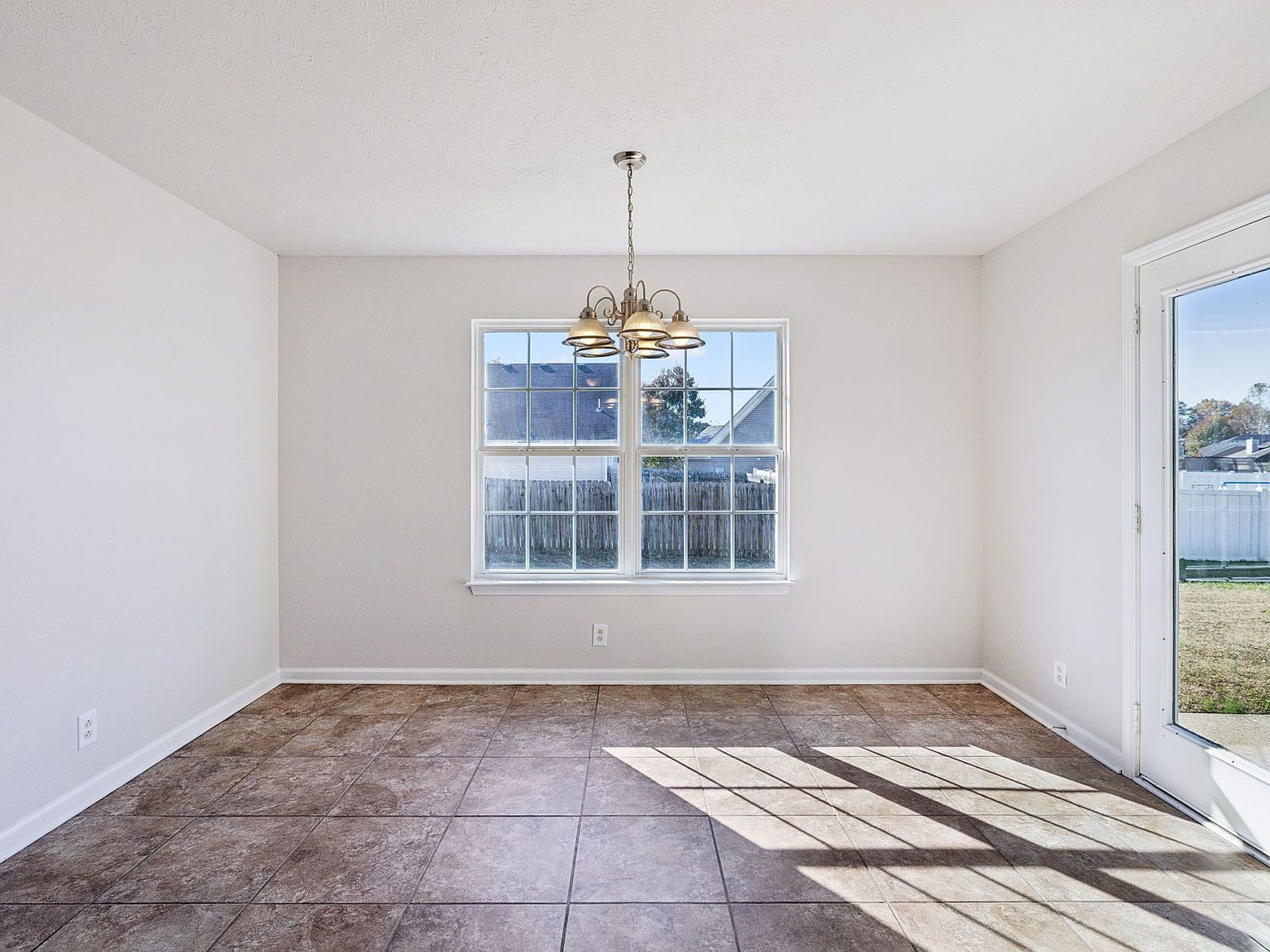 3741 Southbend Dr Murfreesboro, TN 37128  | Single Family