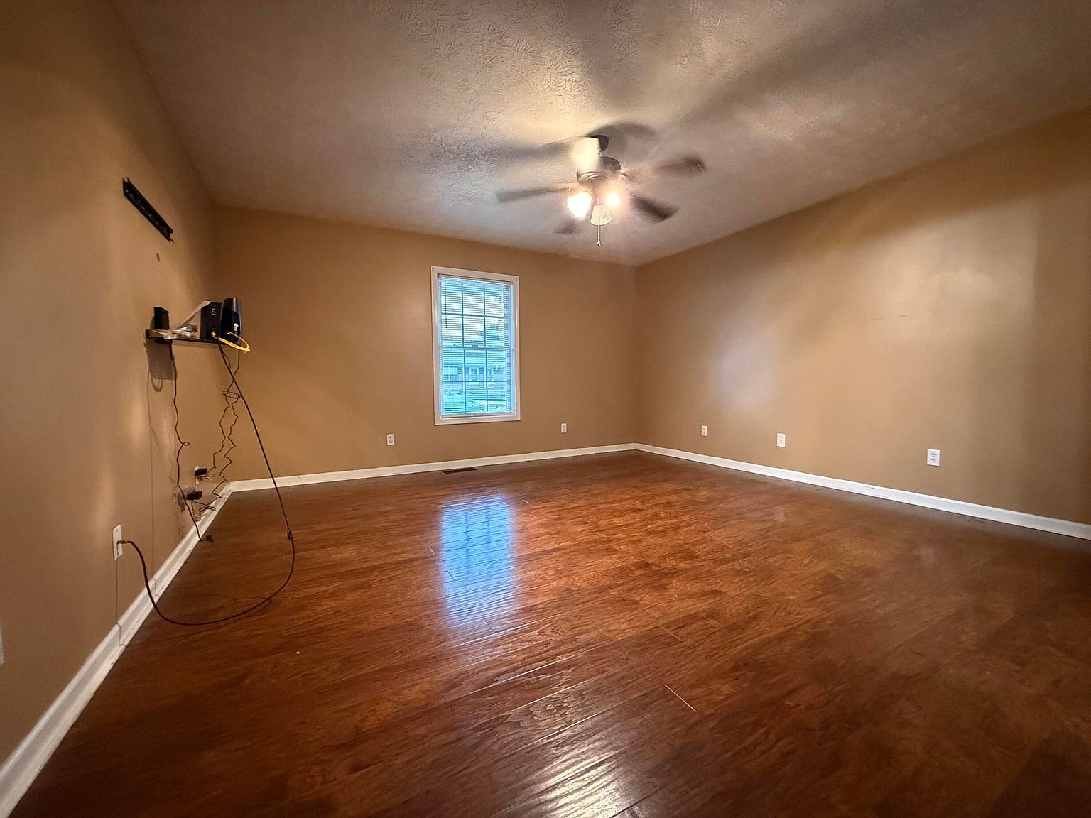 221 Woodview Dr Nicholasville, KY 40356  | Single Family