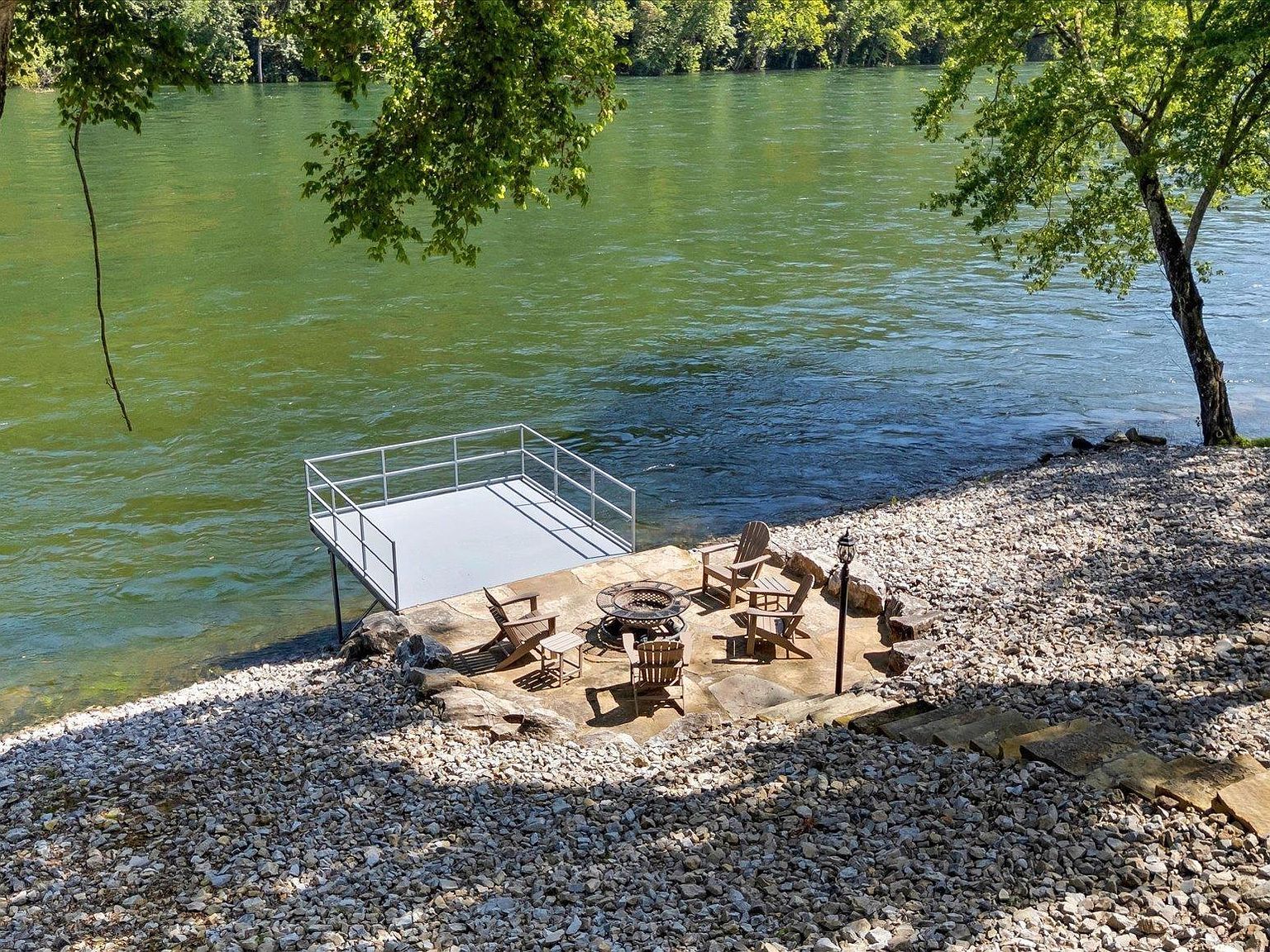 352 Wheatstone Pl Cotter, AR 72626  | Single Family