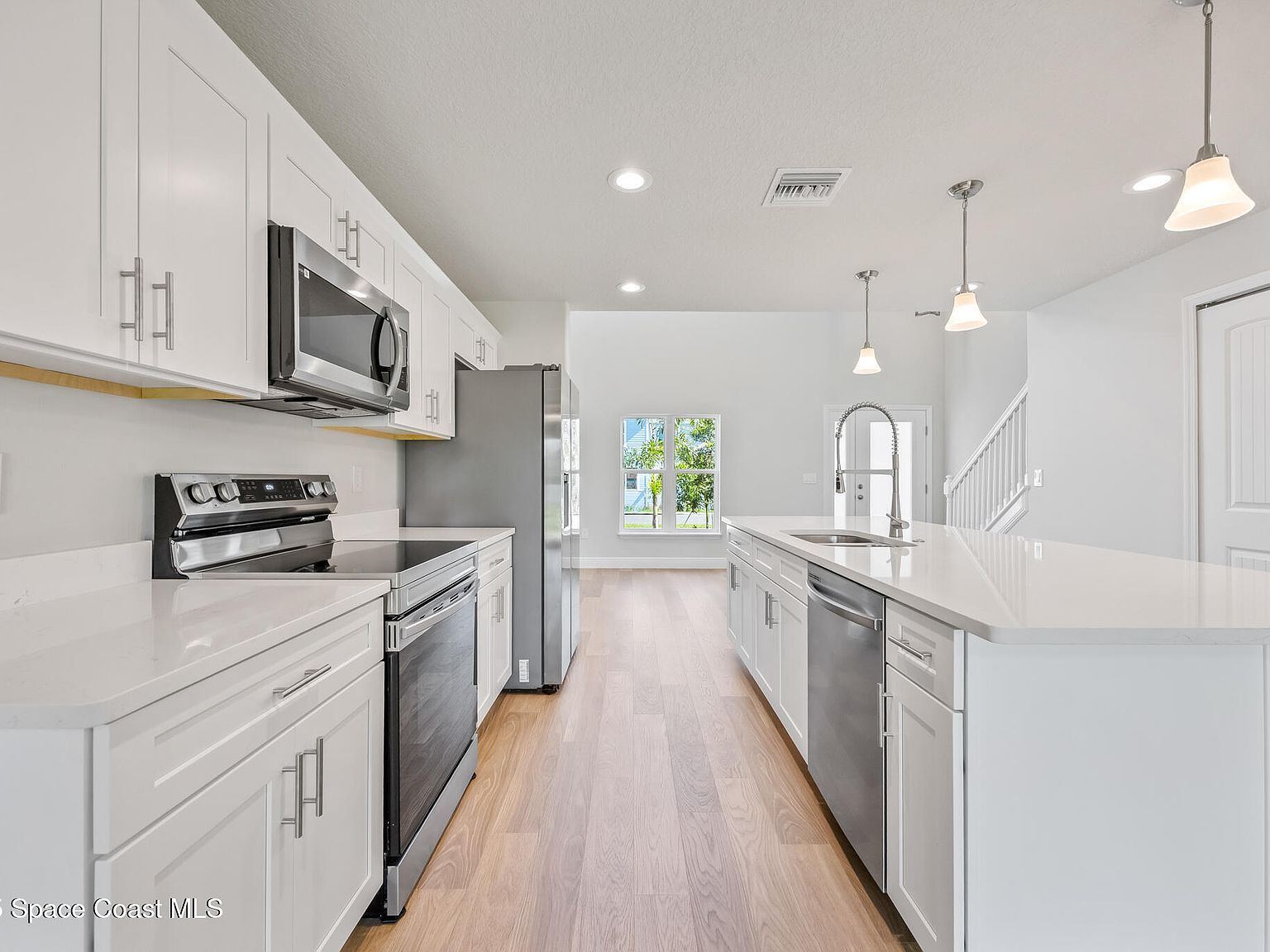 237 Hidden Woods Pl Melbourne, FL 32901 | New build