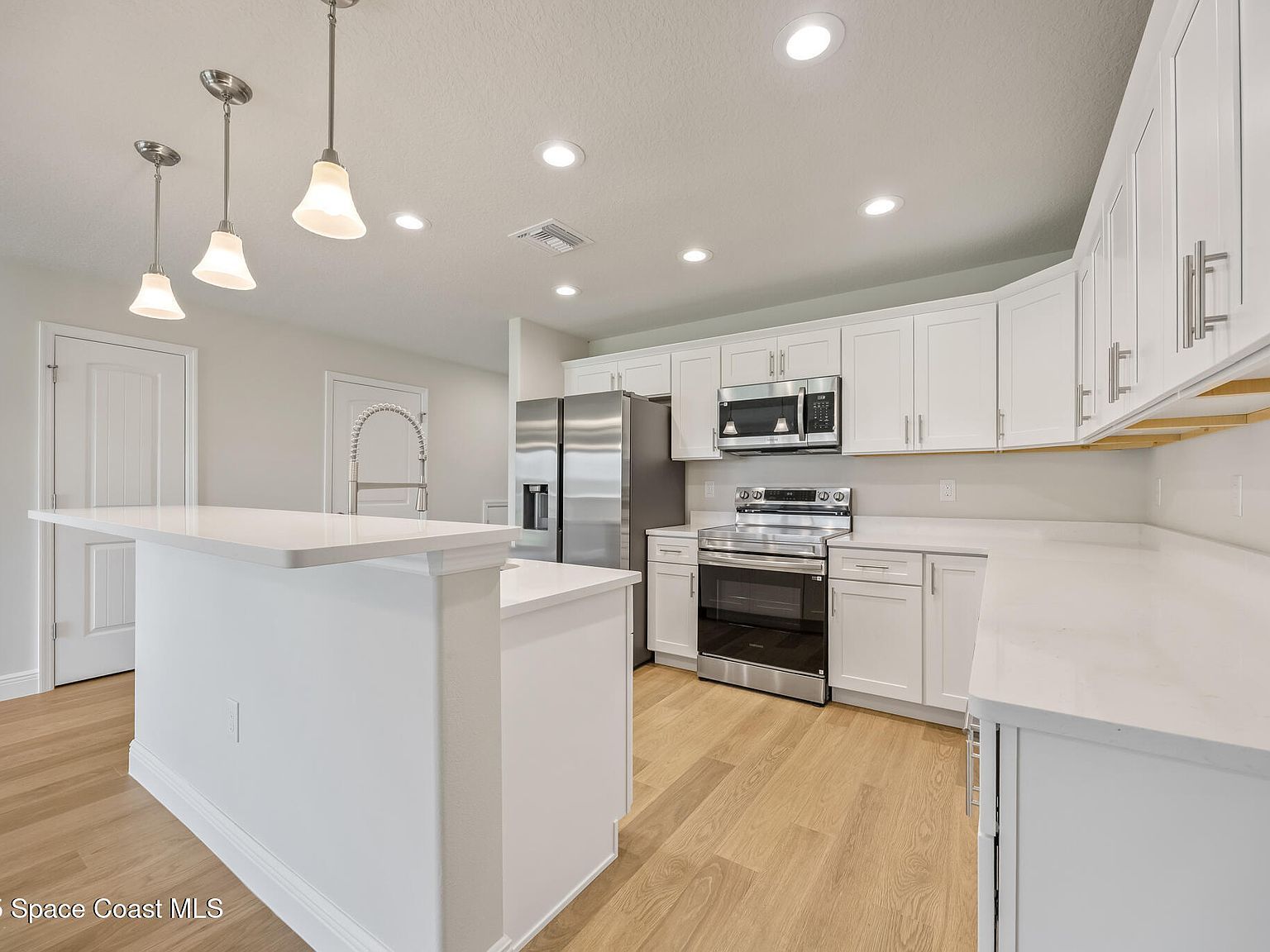 217 Hidden Woods Pl Melbourne, FL 32901  | New build