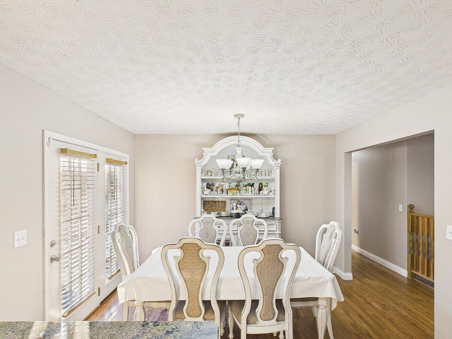 15 April Ln Corbin, KY 40701  | Single Family