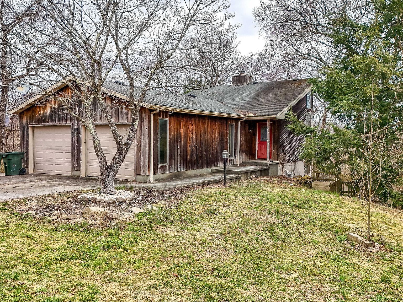 79 Falin Ln Williamsburg, KY 40769  | Single Family