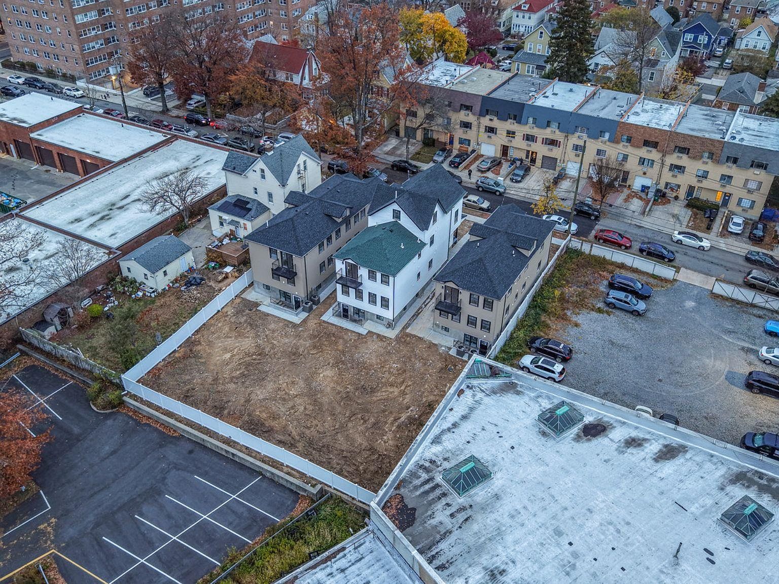 340 E 234th St Bronx, NY 10470  | Multi Family