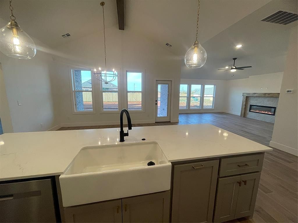 11813 NW 120th Ter Oklahoma City, OK 73114  | Single Family