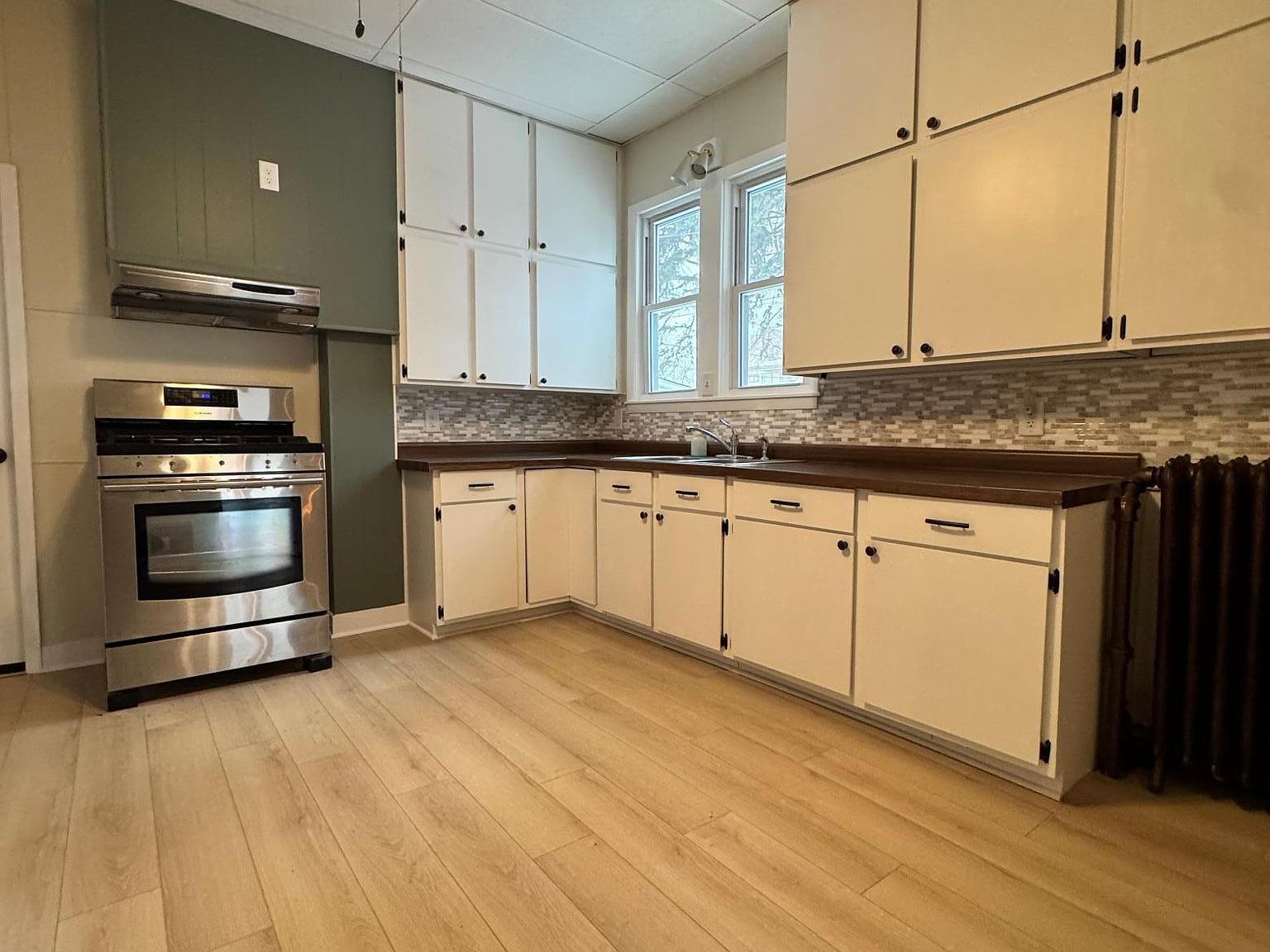 71 Winifred St W Saint Paul, MN 55107  | Single Family