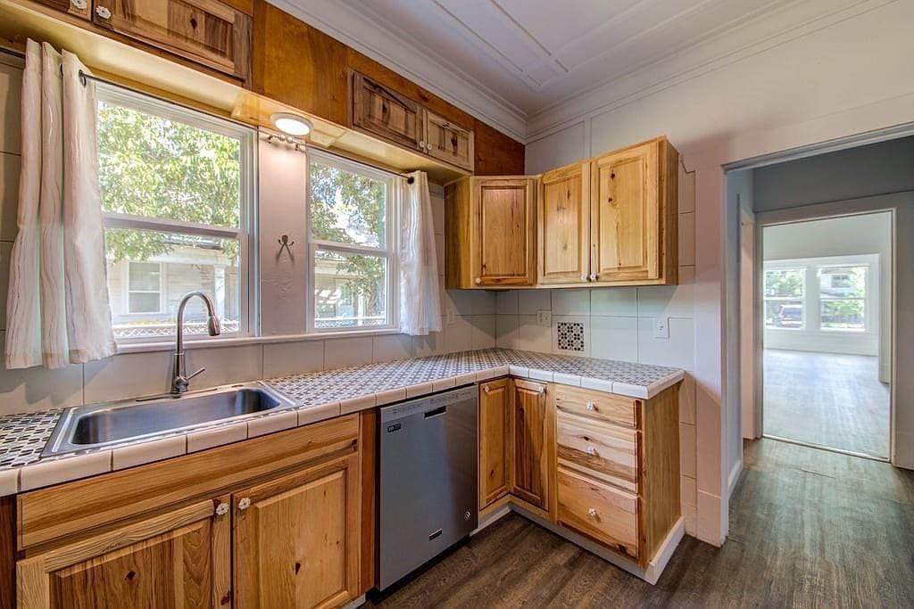 743 S Blanco St Lockhart, TX 78644  | Single Family