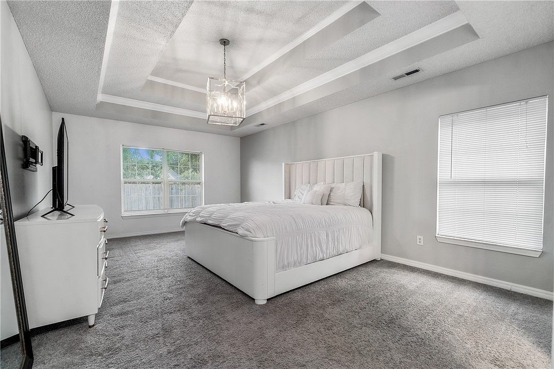 1505 S Breckenridge Loop Rogers, AR 72756  | Single Family