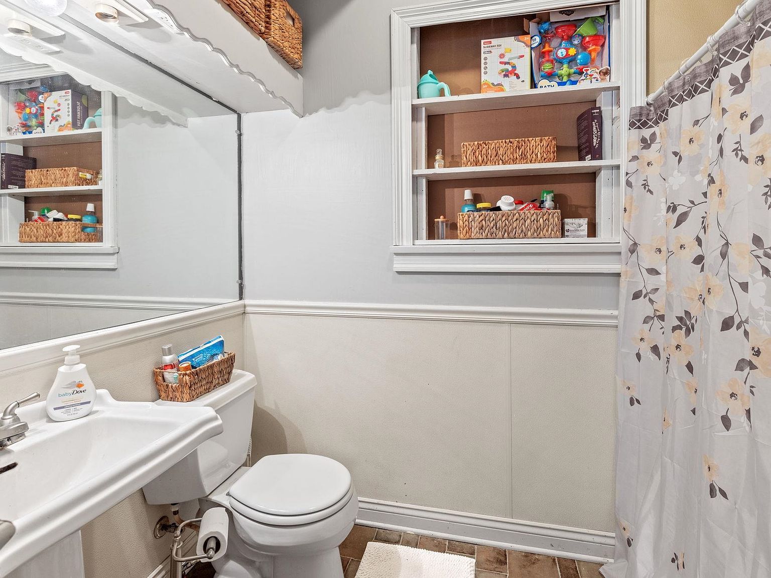 523 E Nezpique St Jennings, LA 70546 | Single Family