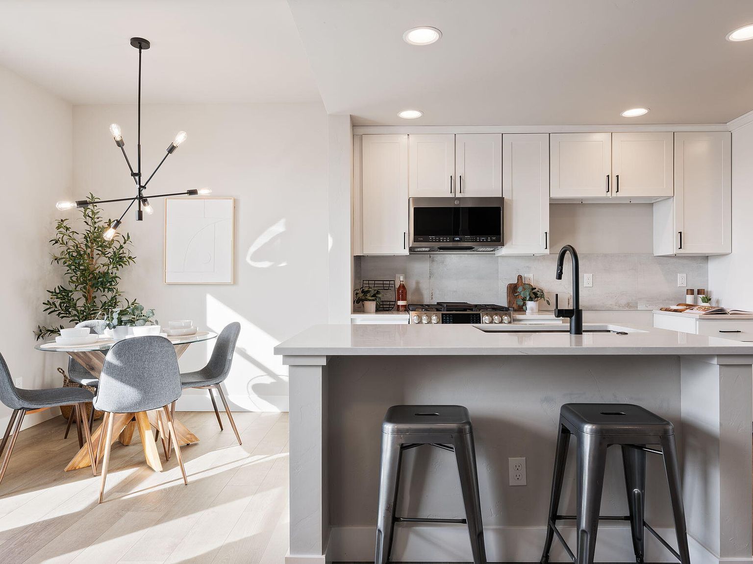 20532 NE Empire Ave Bend, OR 97701 | New build