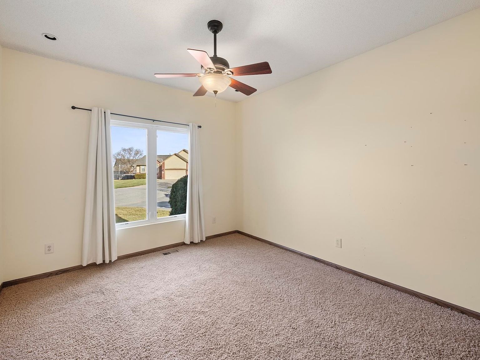 3810 N Rutgers Ct Maize, KS 67101 | Single Family