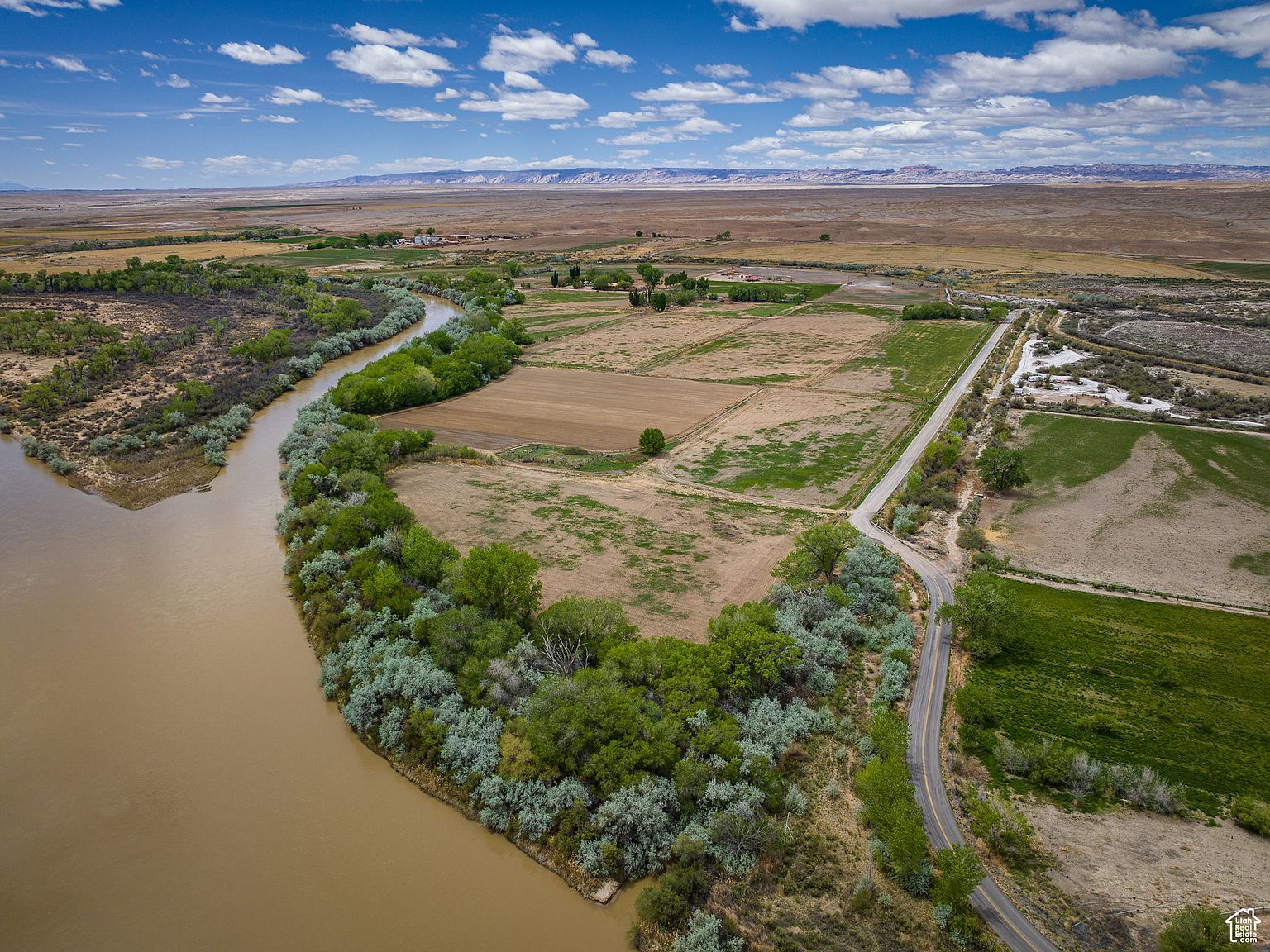 2610 N Long St Green River, UT 84525  | Land/Lot