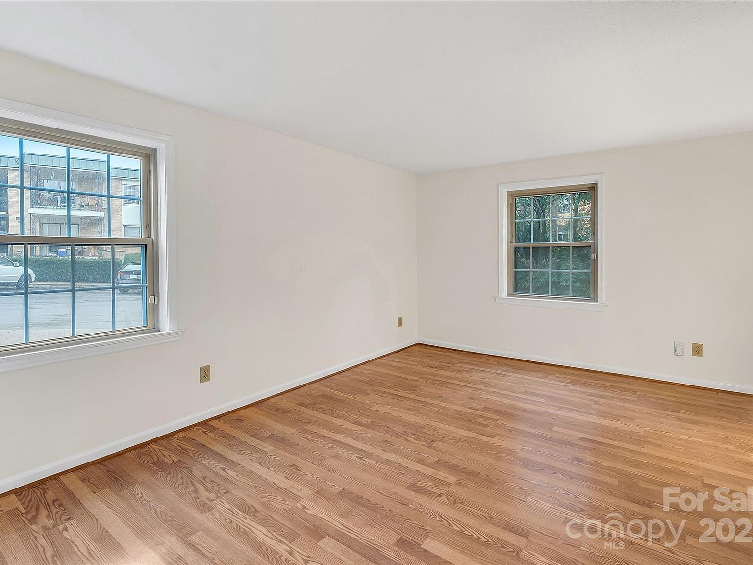 4754 Hedgemore Dr Charlotte, NC 28209 | Condominium