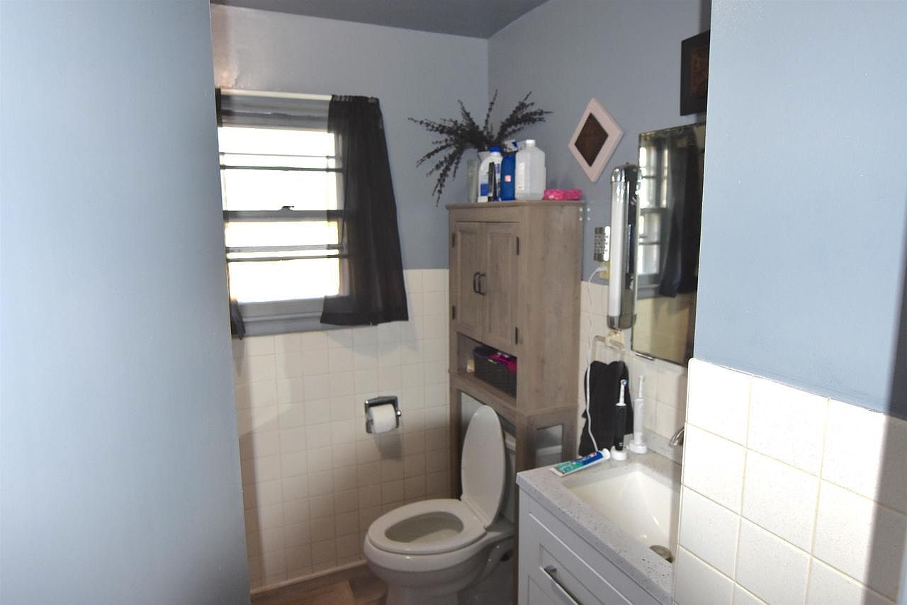 215-217 W Haertel St Portage, WI 53901  | Multi Family