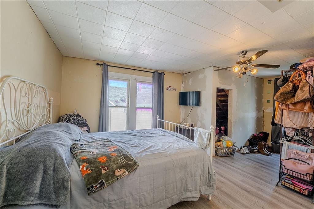 616 Adams St Fredonia, KS 66736  | Single Family