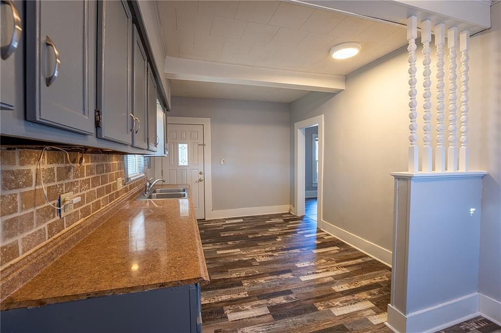 119 N Garfield Ave Chanute, KS 66720  | Single Family