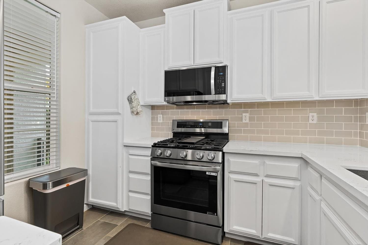 10065 Waterfield Dr Elk Grove, CA 95757  | Single Family