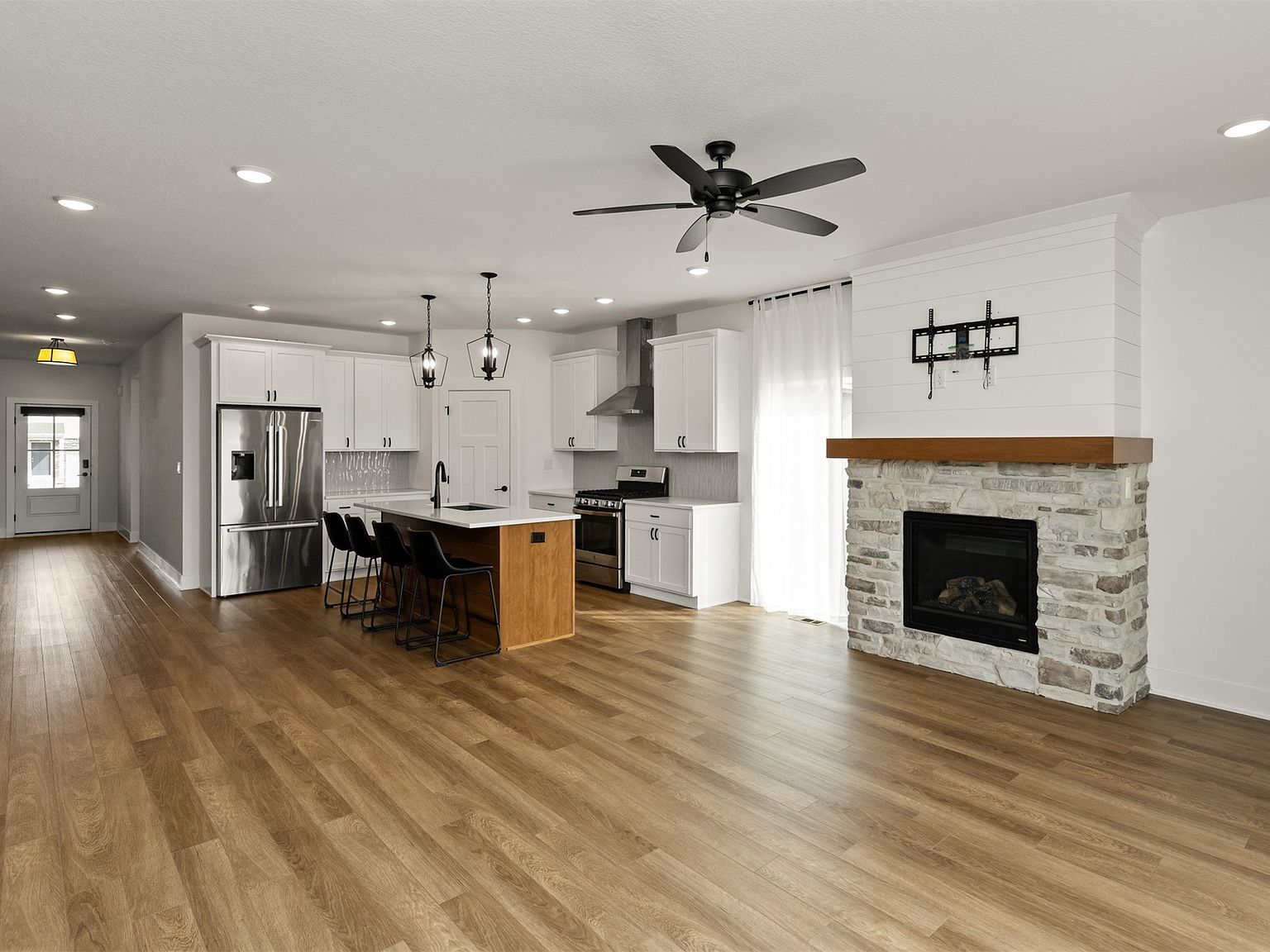 1045 Spruce St Waukee, IA 50263 | Single Family