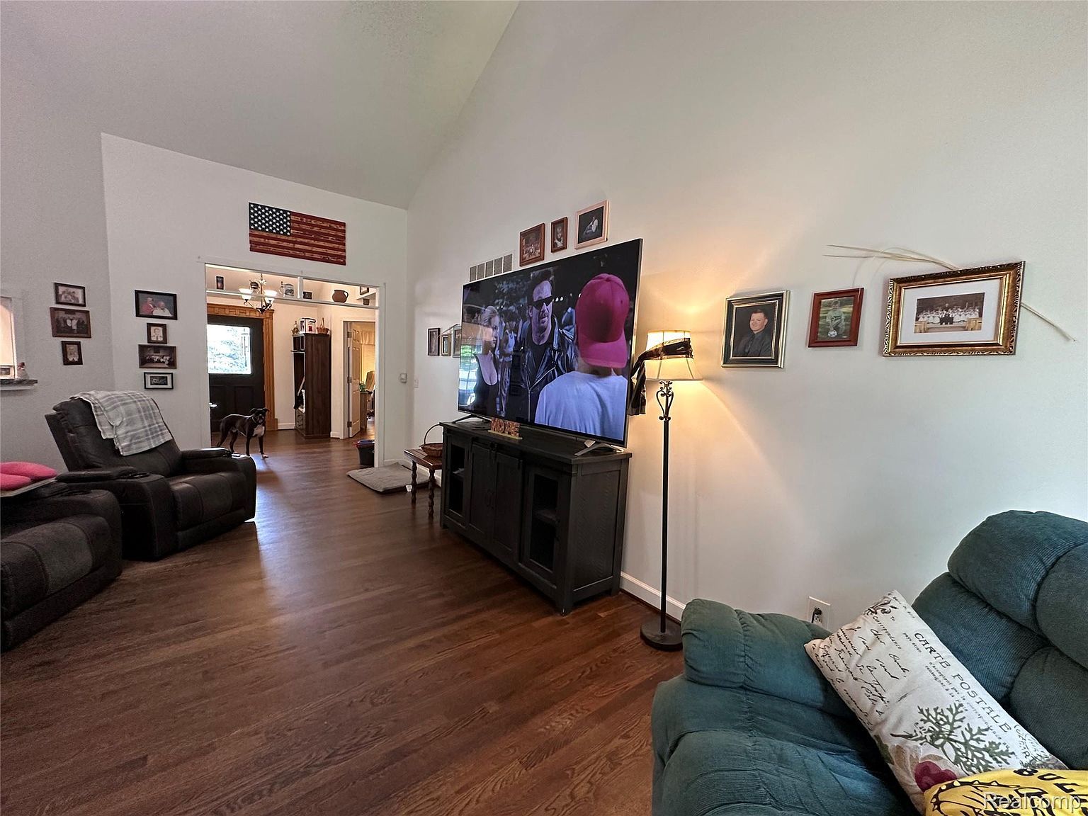 5435 Snow Den Trl Columbiaville, MI 48421  | Single Family