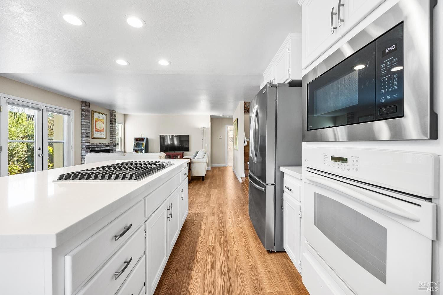 218 Windsor Dr Petaluma, CA 94952  | Single Family