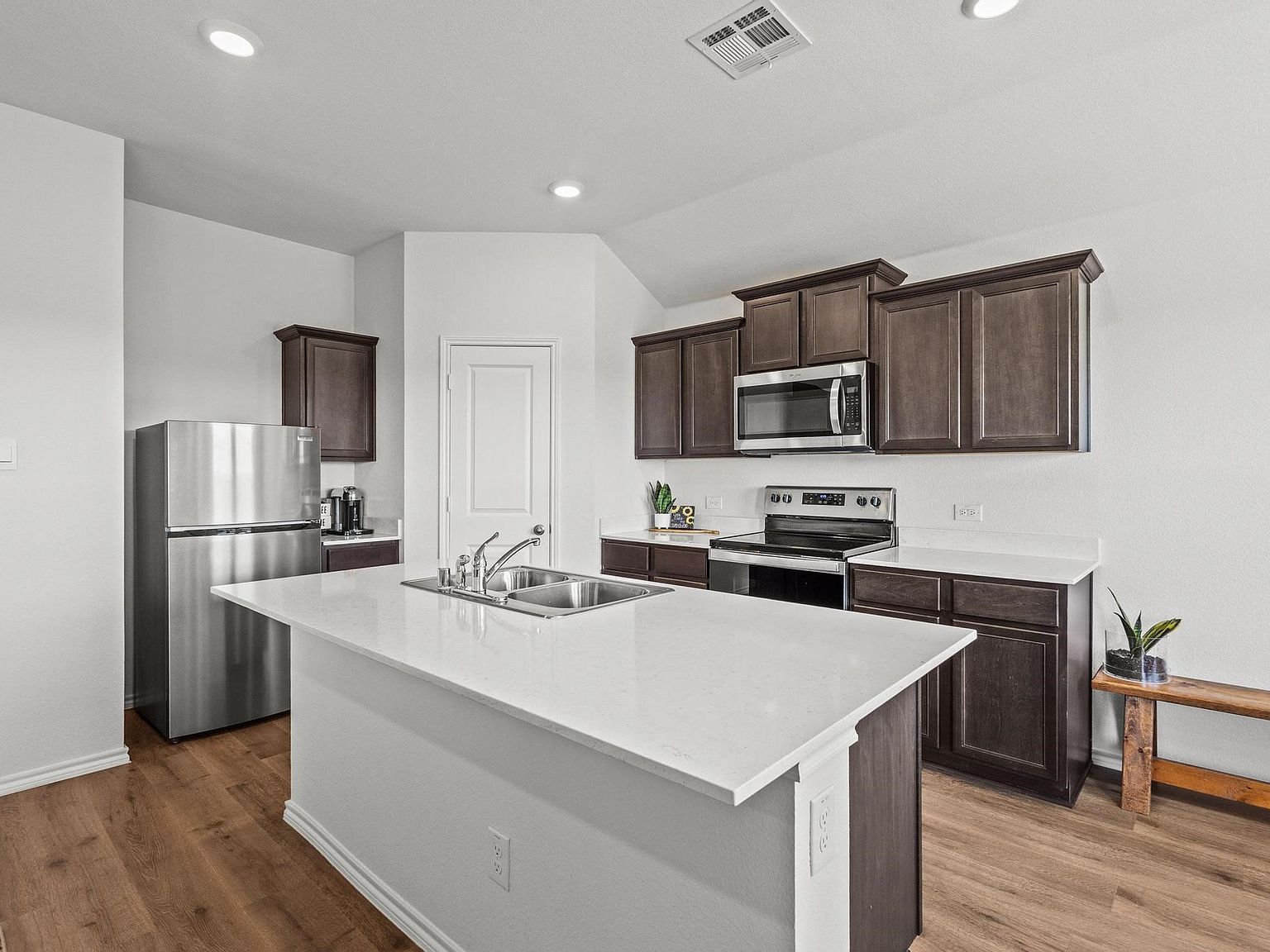 120 Creek End Dr Princeton, TX 75407  | Single Family