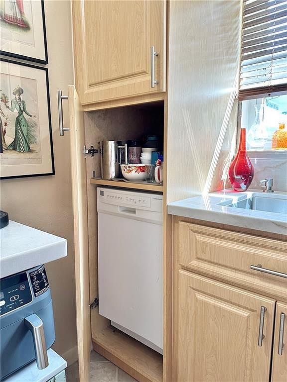 285 Oakridge Ct #285-Q Deerfield Beach, FL 33442  | Condominium