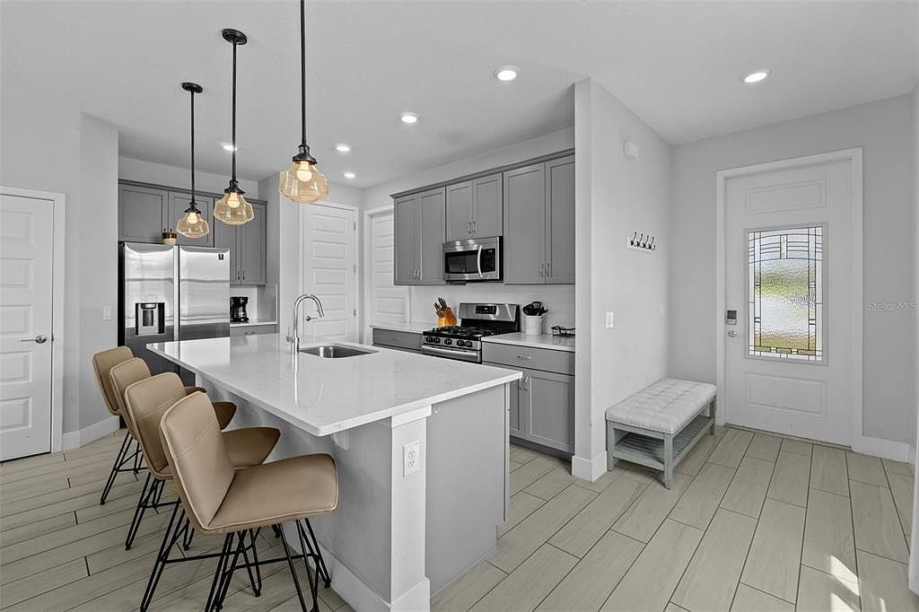 844 Driving Range Ct Kissimmee, FL 34747  | New build