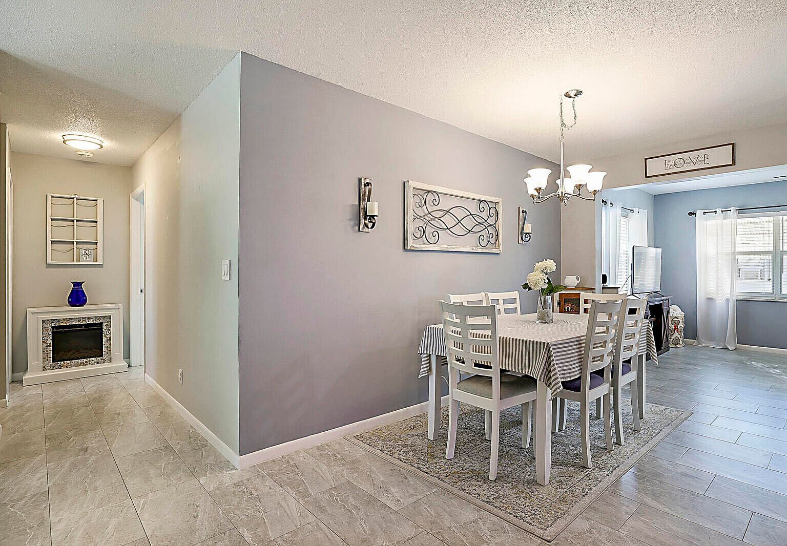 812 SW 5th Ave Boynton Beach, FL 33426  | Single Family