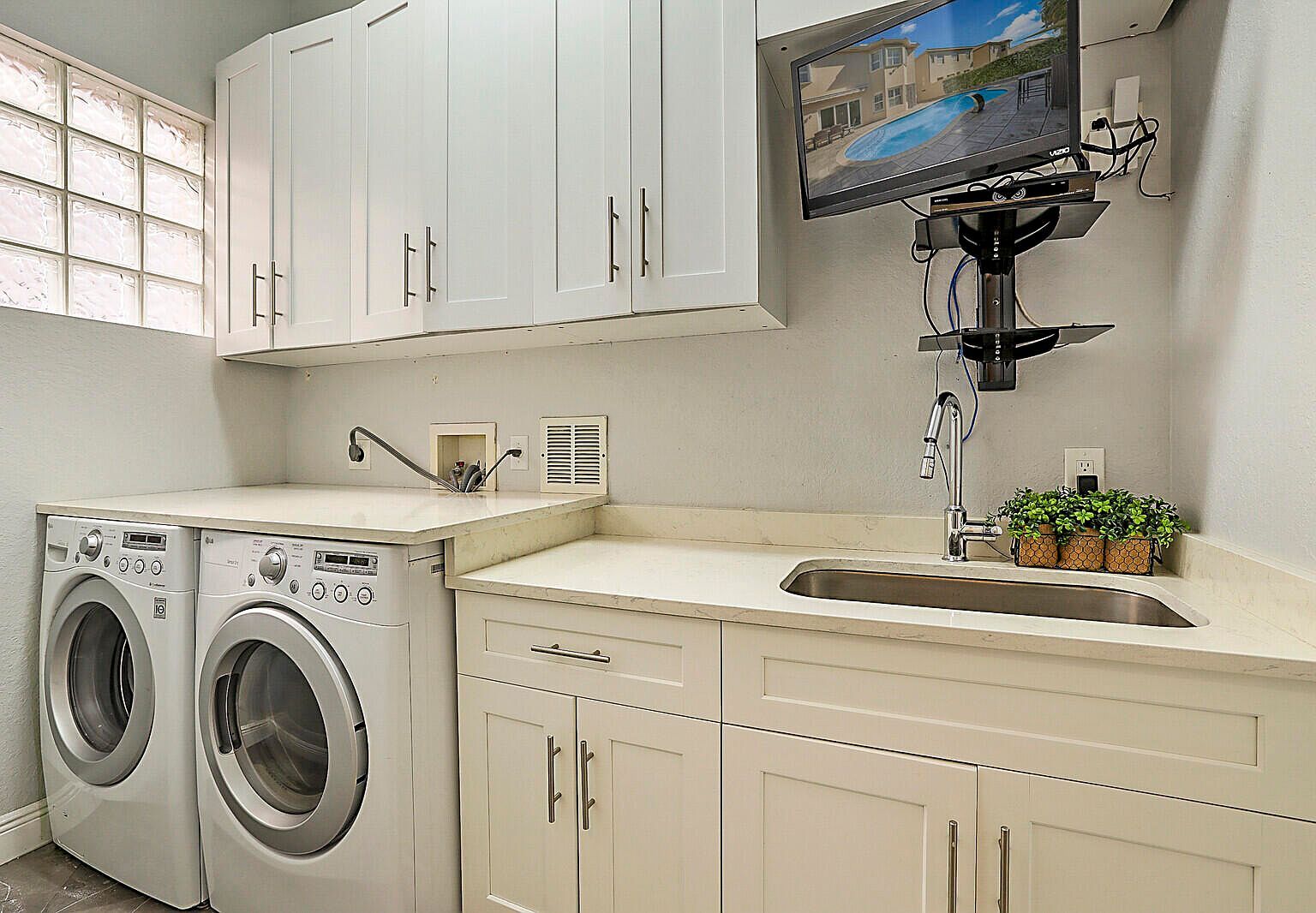 7167 Ivy Crossing Ln Boynton Beach, FL 33436  | Single Family