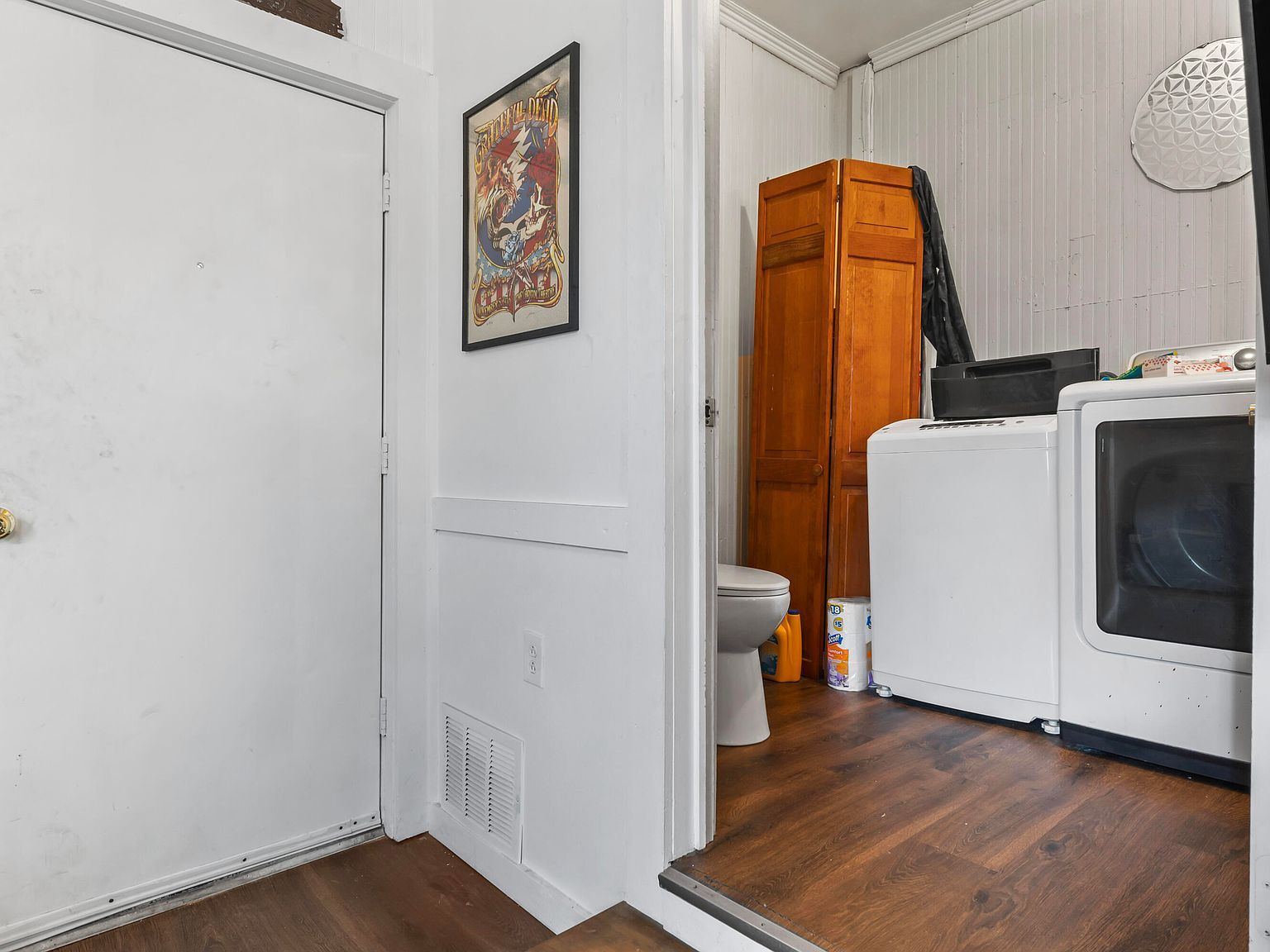 63 Elm St Mechanic Falls, ME 04256  | Single Family