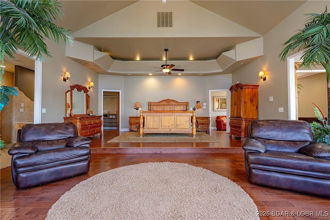 4956 Shorewood Dr Osage Beach, MO 65065  | Single Family