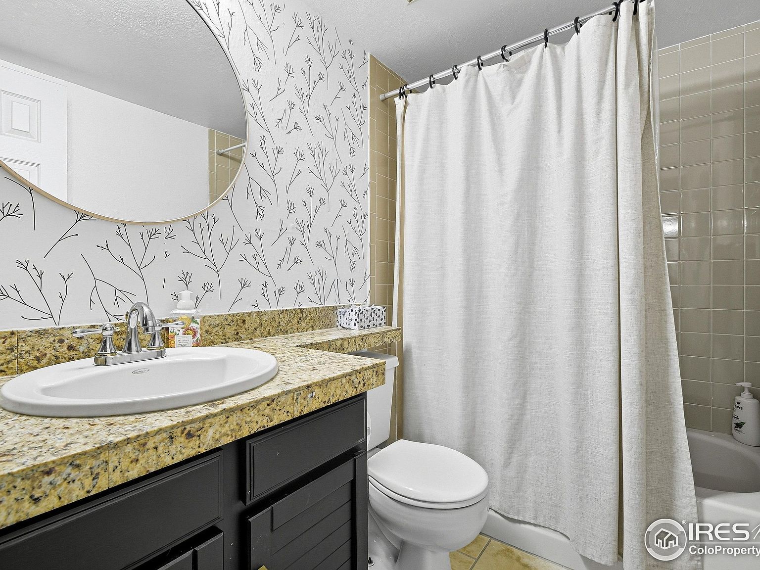 935 Broadway APT 104 Boulder, CO 80302  | Condominium