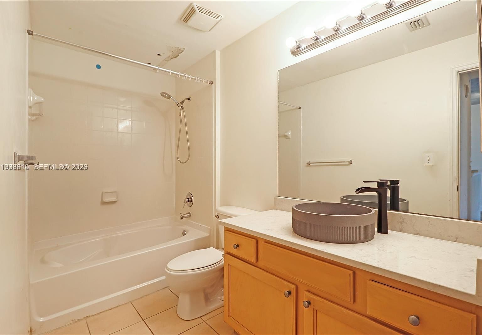 6001 SW 70th St APT 249 South Miami, FL 33143  | Condominium