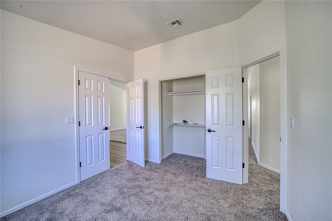 624 Carlton St Kingman, AZ 86409  | Single Family