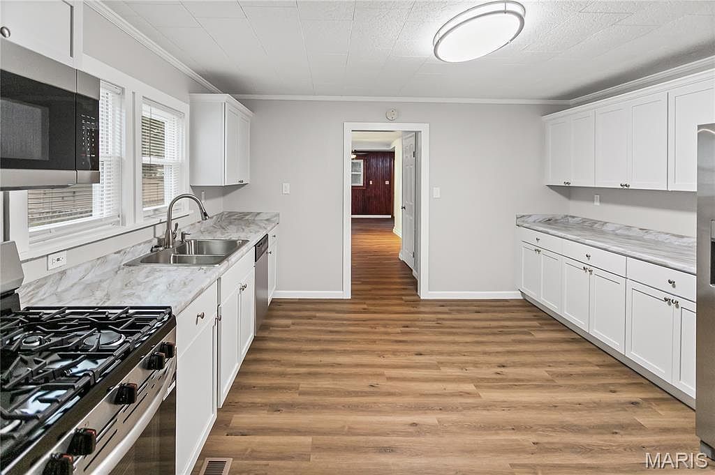 100 Morean St Jerseyville, IL 62052  | Single Family