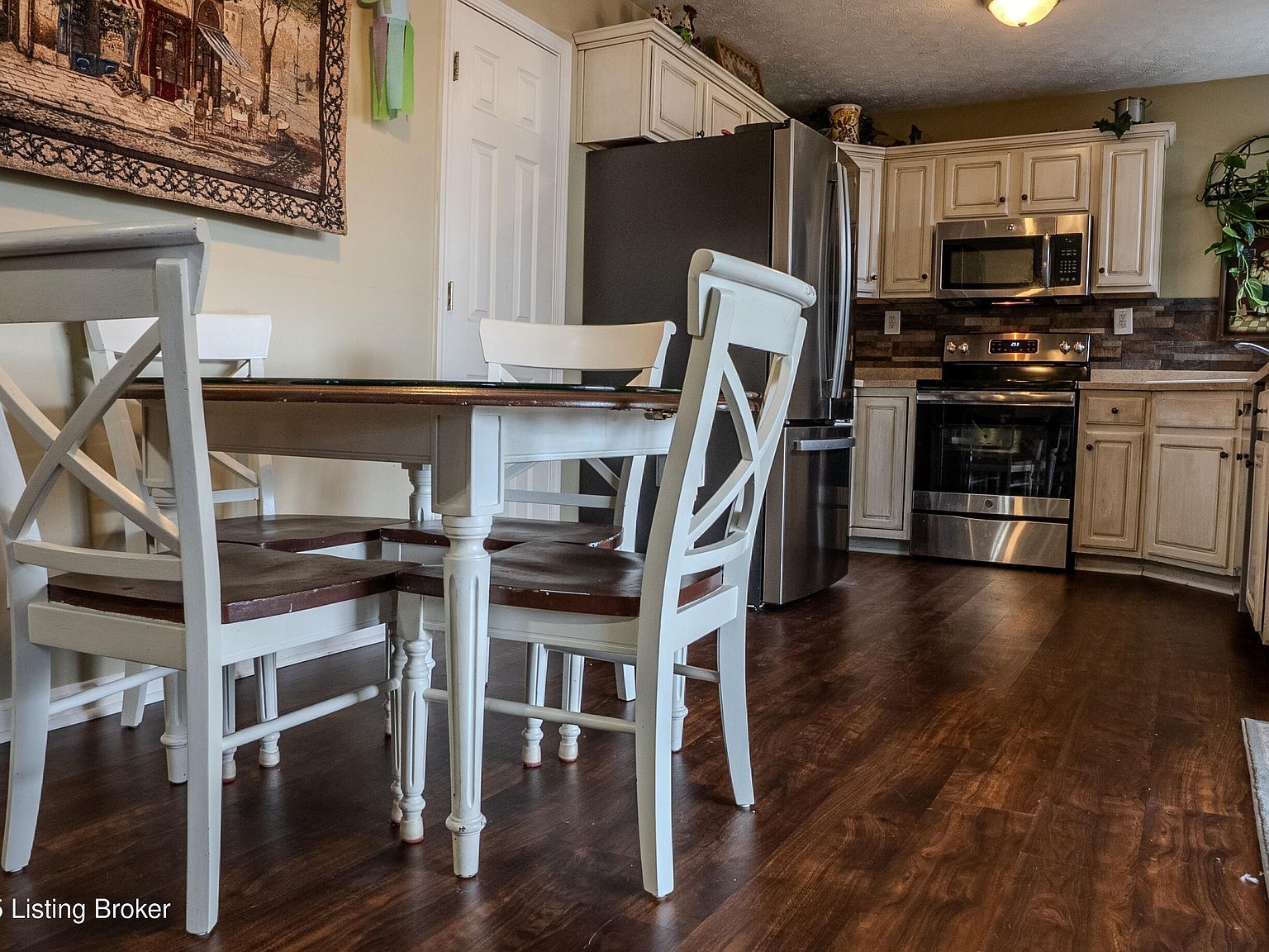 275 Grand Central Dr Simpsonville, KY 40067 | Single Family