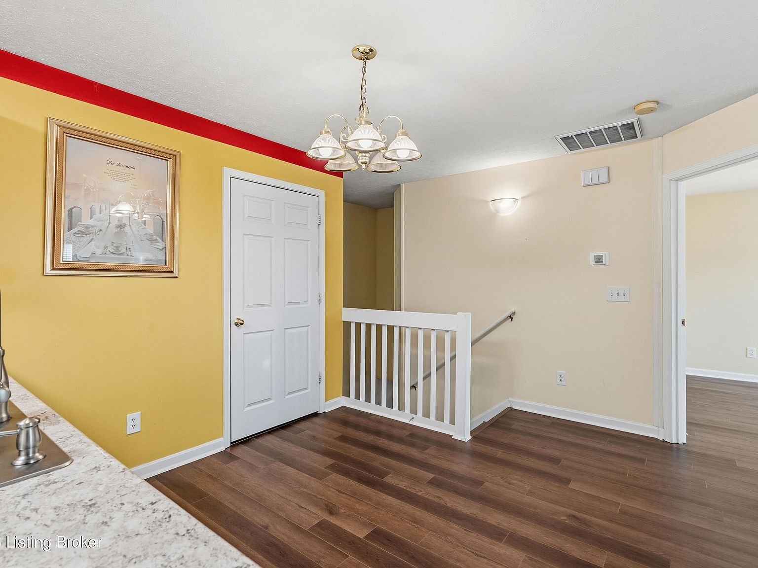 7927 Grand Cascade Dr Louisville, KY 40228  | Condominium