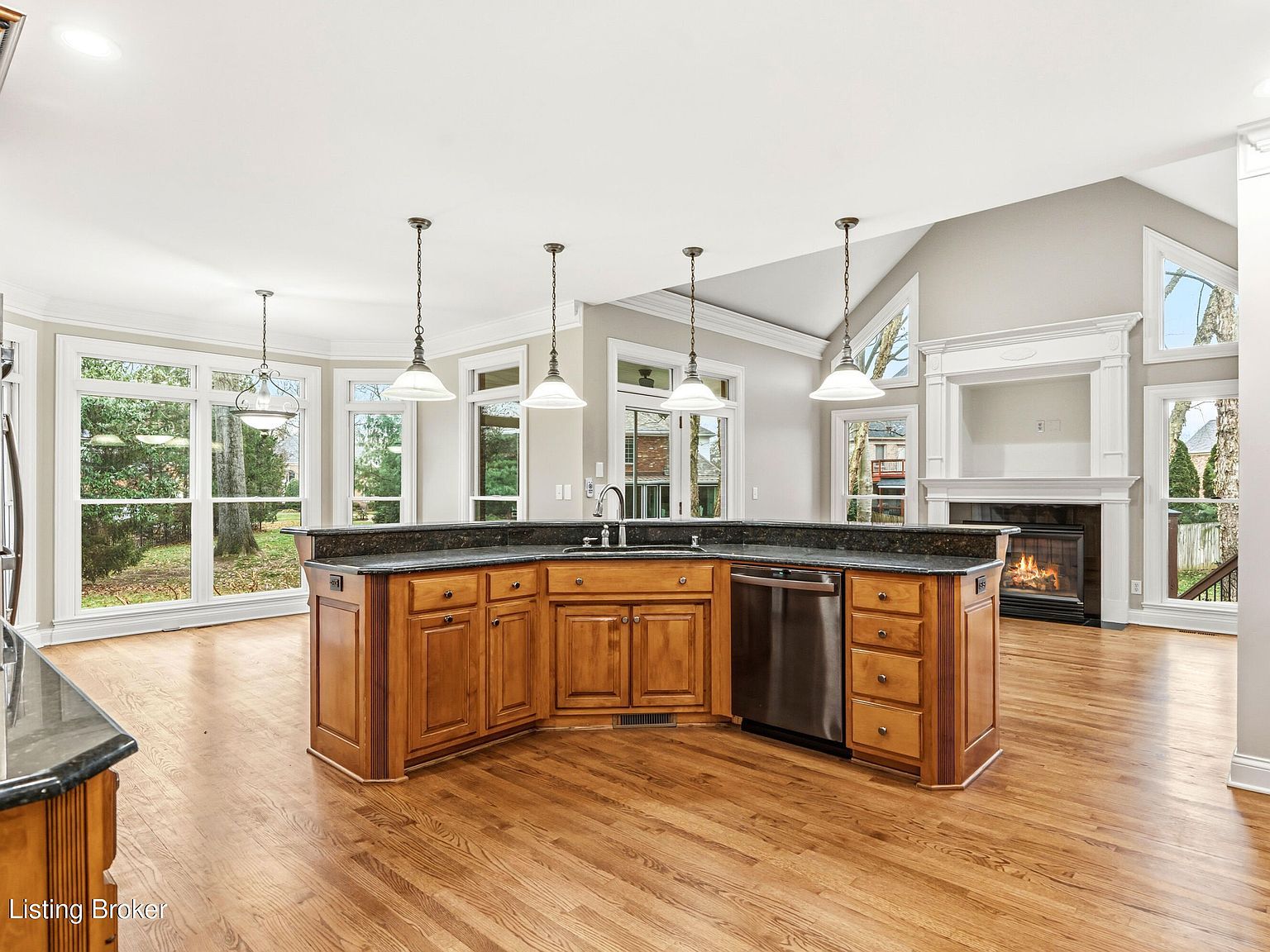 7502 Wycliffe Ct Prospect, KY 40059  | Single Family