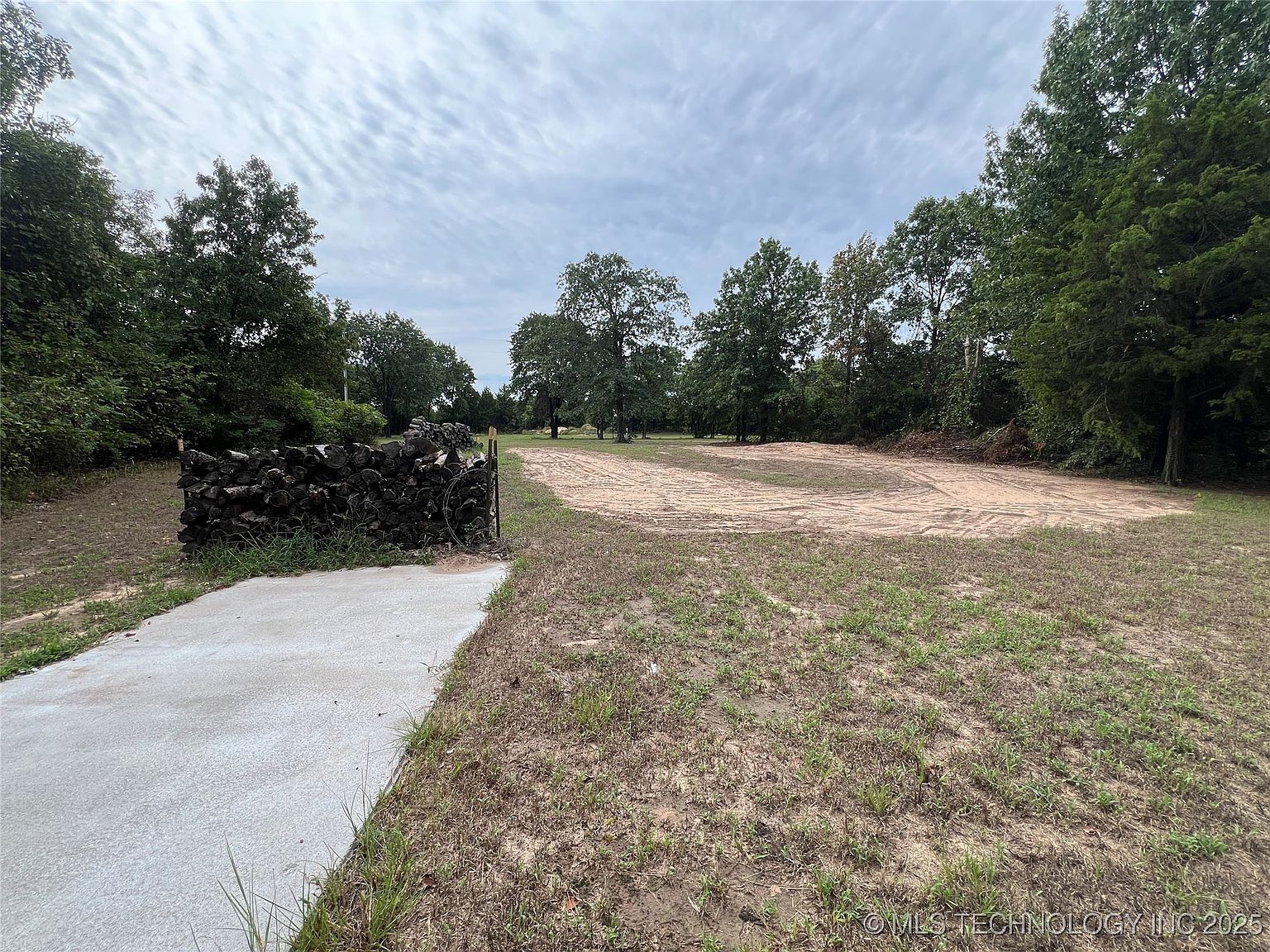 20 S 4207th Rd Eufaula, OK 74432  | Land/Lot