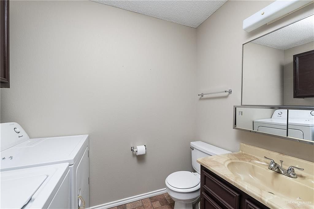 1500 Evergreen Ave APT 90 Mission, TX 78572  | Condominium