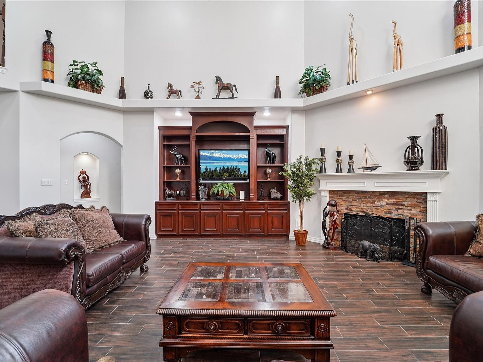 10714 Crestwater Cir Magnolia, TX 77354  | Single Family