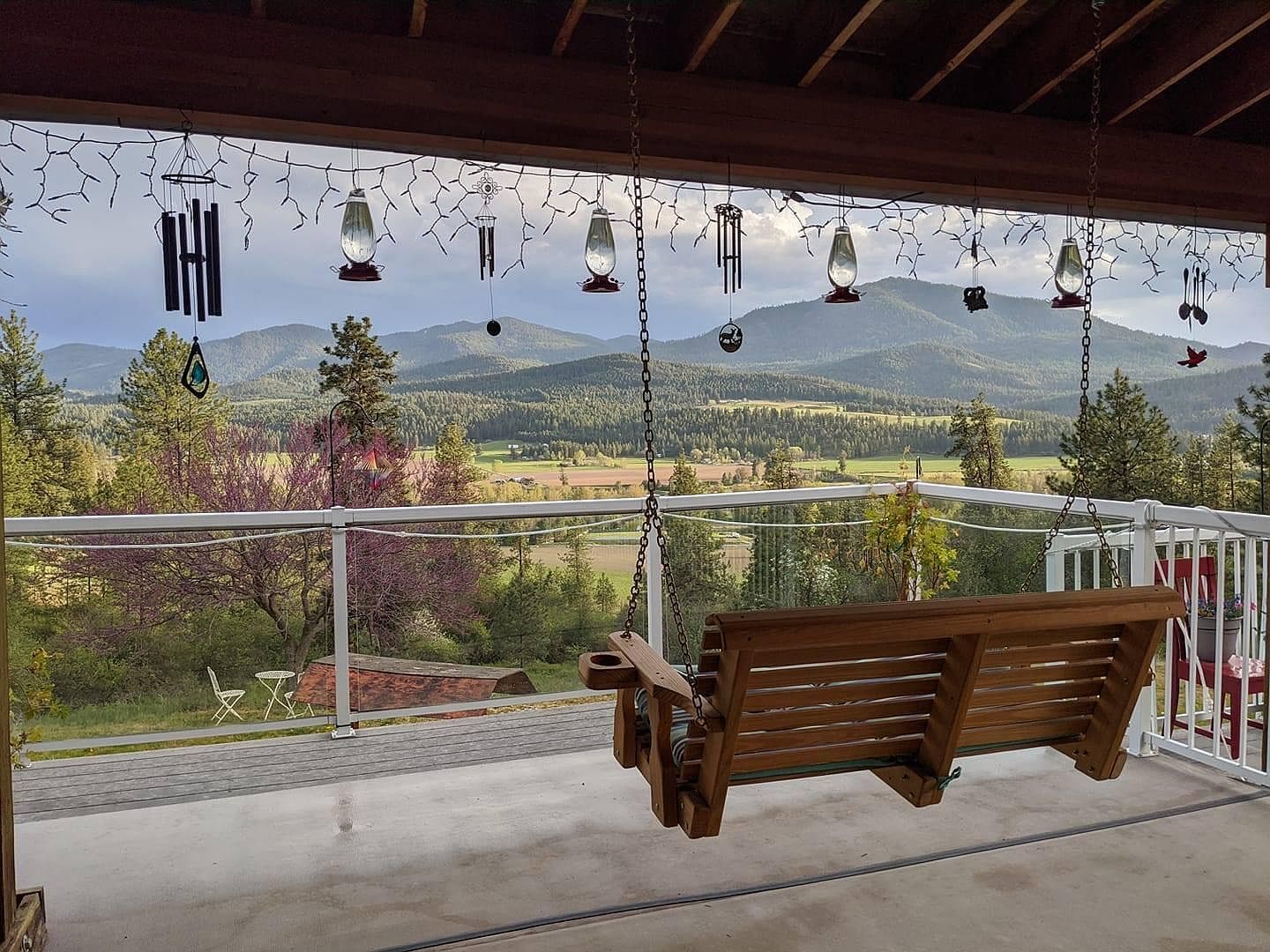 589 Highland Loop Rd Kettle Falls, WA 99141  | Single Family