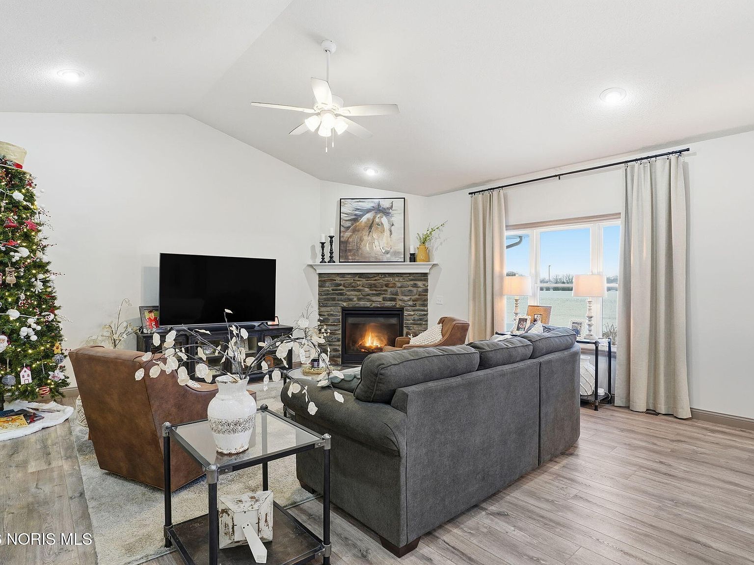 9617 Early Dr Findlay, OH 45840  | Single Family