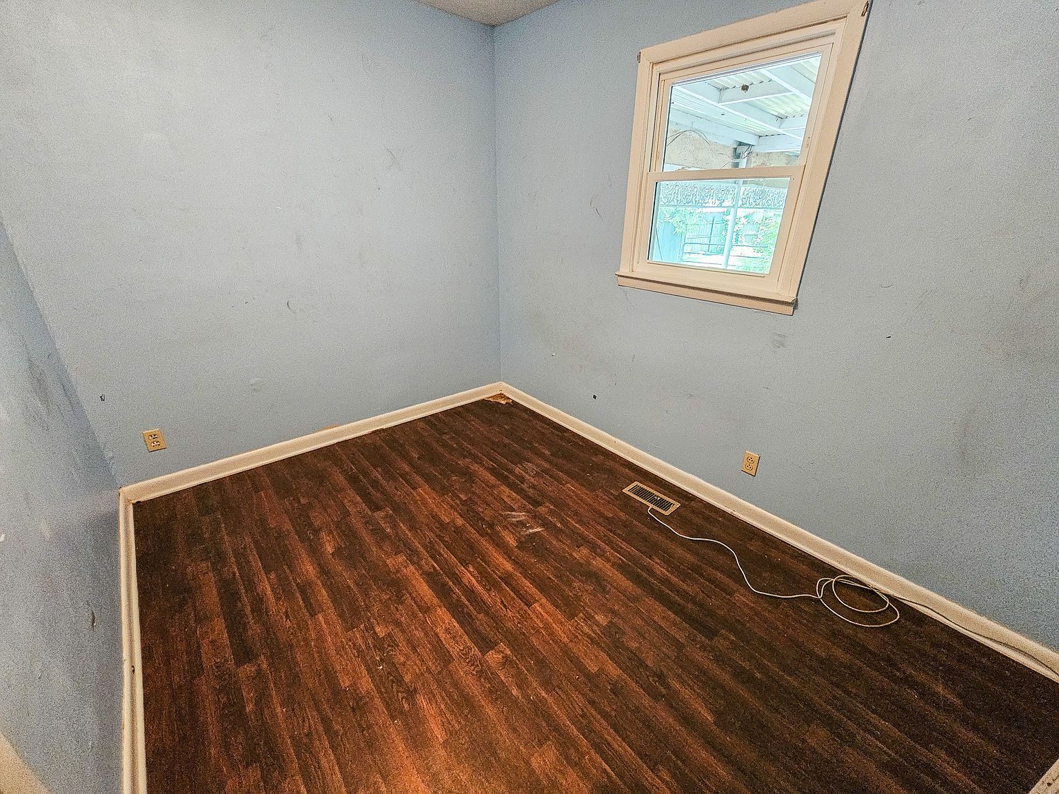 401 Clark Blvd McMinnville, TN 37110  | Single Family