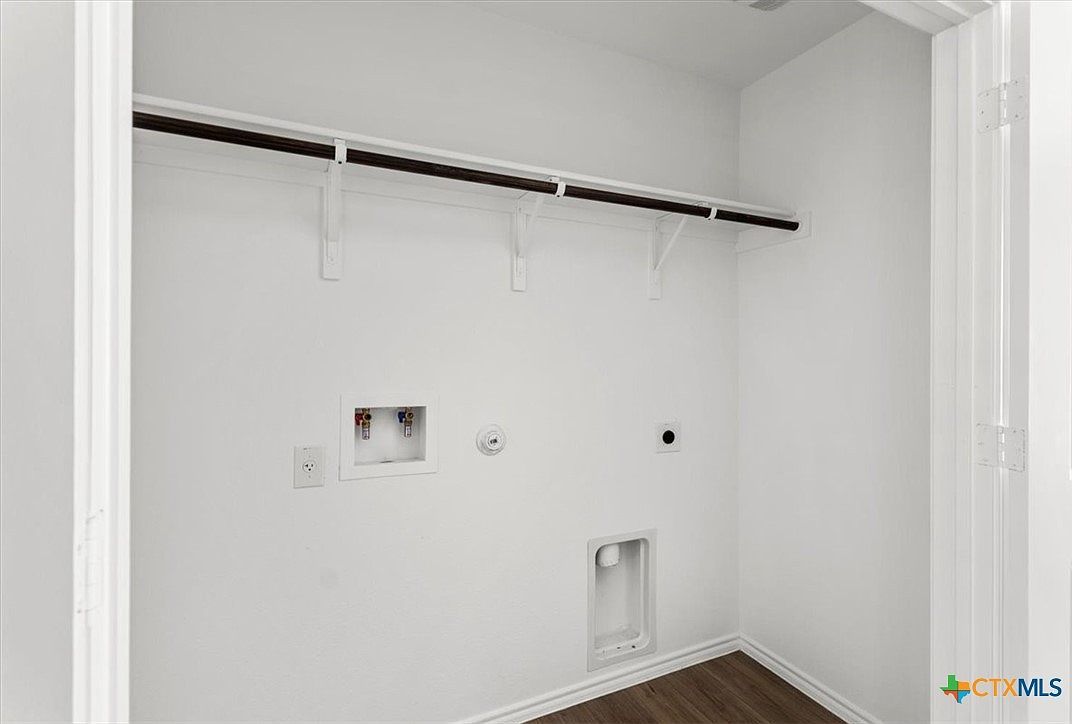 128 Hellcats Way Jarrell, TX 76537 | Single Family