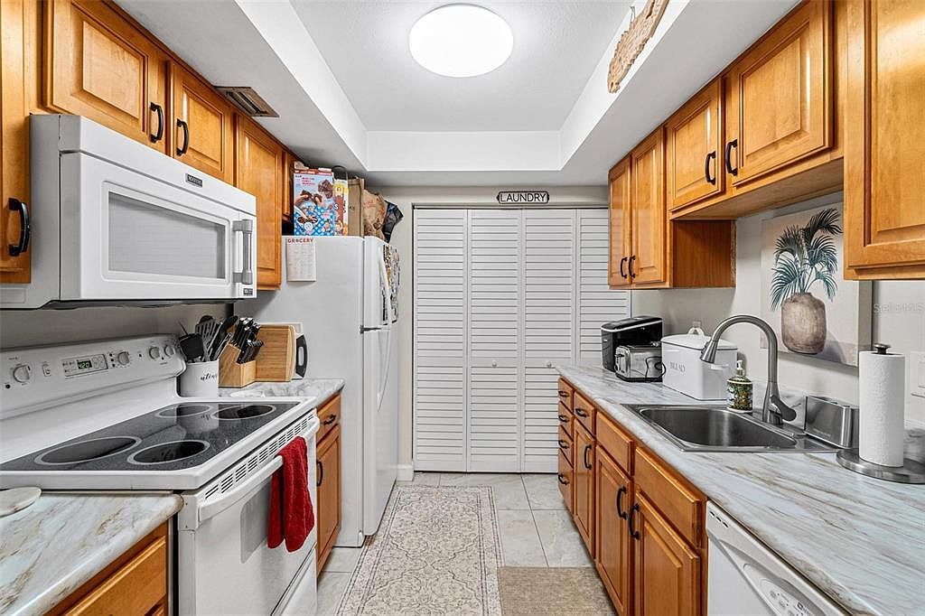 746 115th Ave N APT 1802 Saint Petersburg, FL 33716  | Condominium