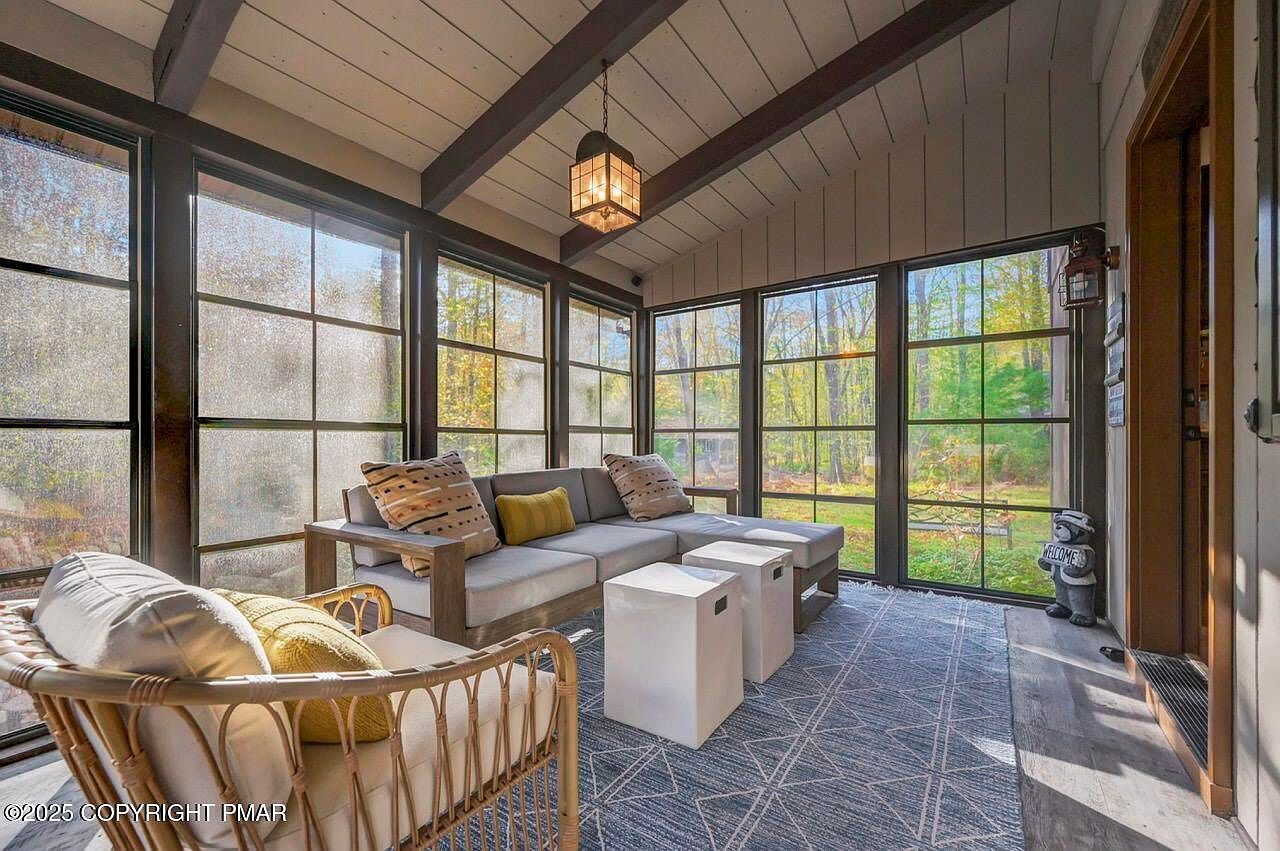 2129 Oak Rd Pocono Pines, PA 18350  | Single Family