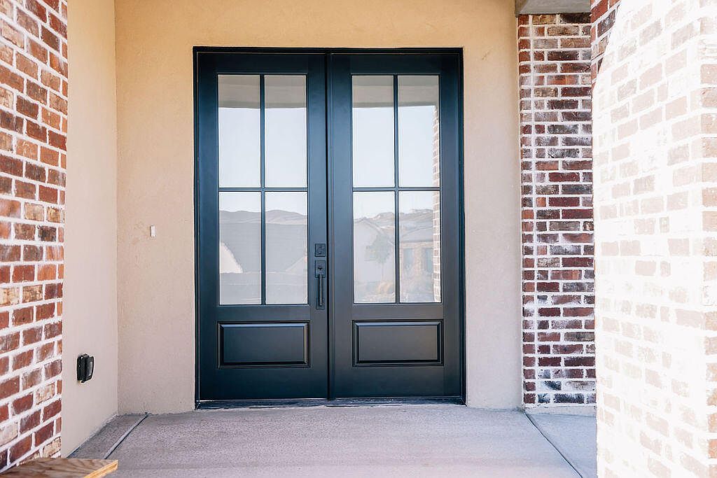 1753 W 250 N Hurricane, UT 84737  | Single Family